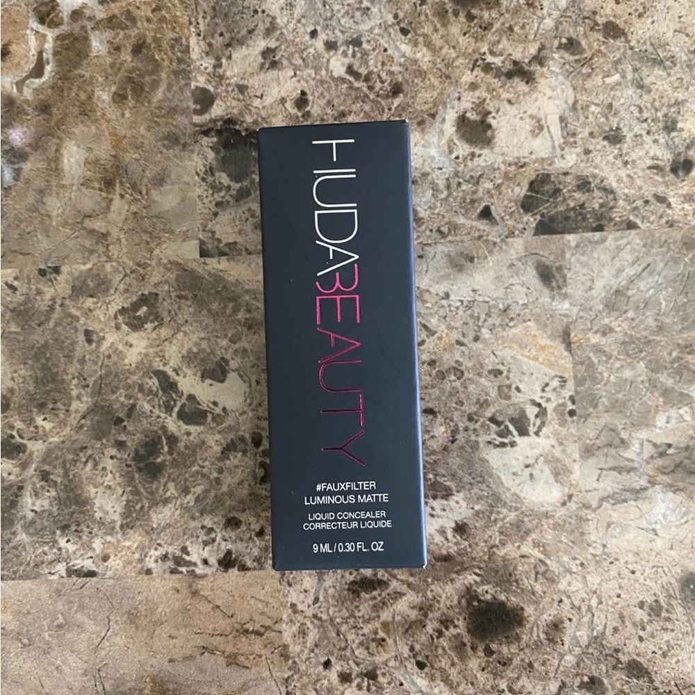 Huda Beauty Matte Liquid Concealer, 9ml/0.30 fl oz BUTTERSCOTCH Makeup New
